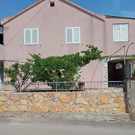 Guesthouse Eljuga Family 스타리 그라드 외부 사진