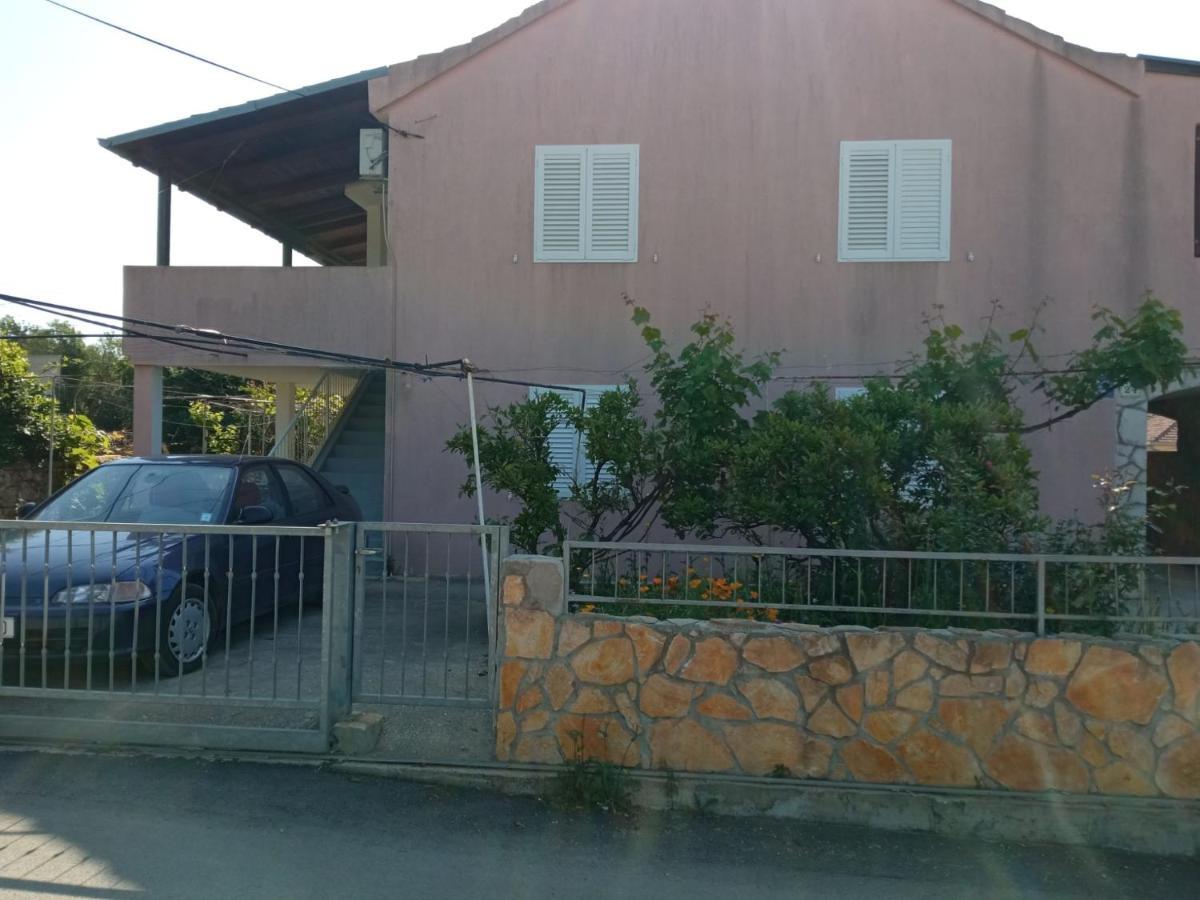 Guesthouse Eljuga Family 스타리 그라드 외부 사진